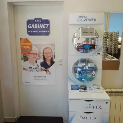 ZAKŁAD OPTYCZNY M.DMOWSKA. GABINET LECZENIA ZEZA I NIEDOWIDZENIA, ORTOPTYSTA ARTUR DMOWSKI.